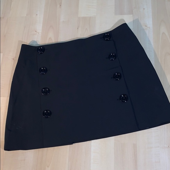 Entre Amis Dresses & Skirts - ENTRE AMIS Button Front Stretch Mini -Made in 🇮🇹